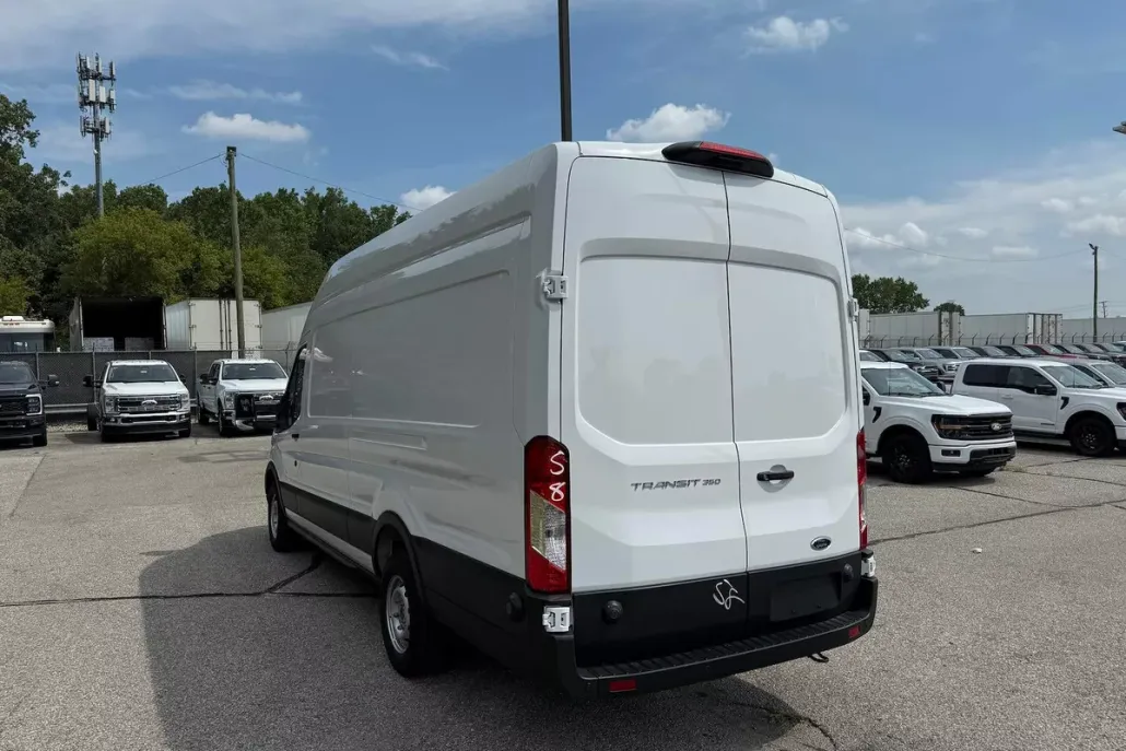 2025 Ford Transit Cargo Van photo 1