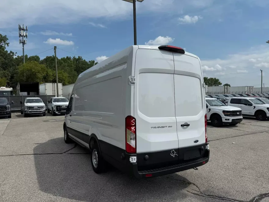 2025 Ford Transit Cargo Van photo 1