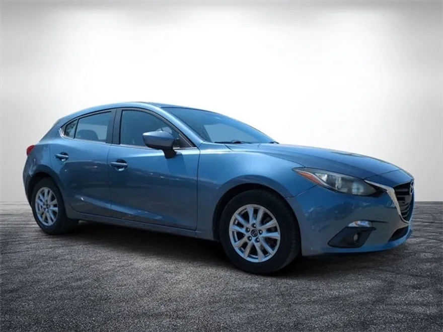 2016 Mazda Mazda3 Touring photo 1