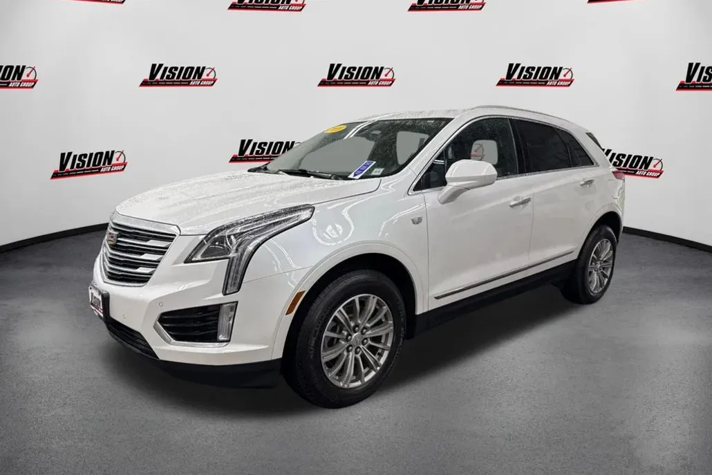 2018 Cadillac XT5 Luxury photo 1