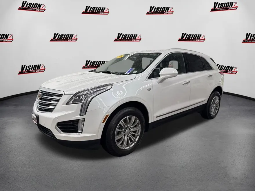 2018 Cadillac XT5 Luxury photo 1