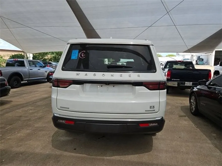 2022 Jeep Wagoneer Series III photo 1