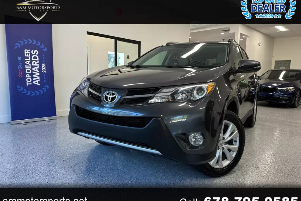 2015 Toyota RAV4 Limited photo 1