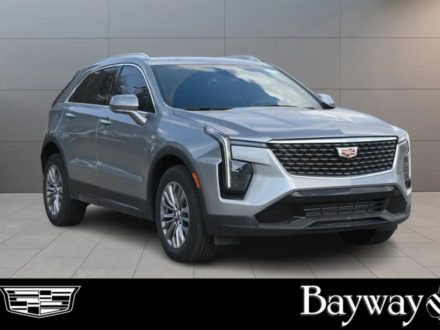 2025 Cadillac XT4 Premium Luxury photo 1