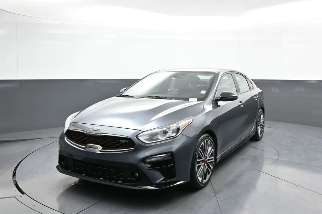 2021 Kia Forte GT photo 1