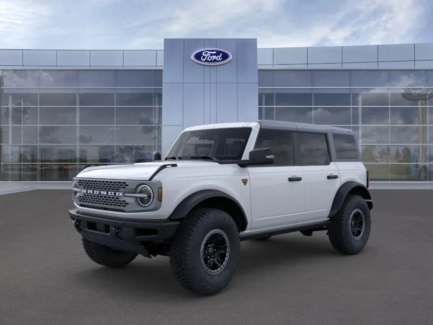 2024 Ford Bronco Badlands photo 1