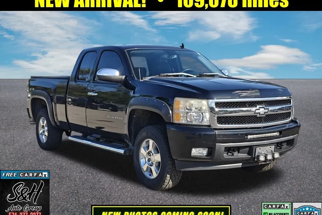 2010 Chevrolet Silverado 1500 LTZ photo 1