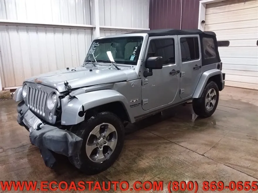 2017 Jeep Wrangler Unlimited Sahara photo 1