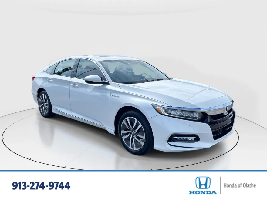 2019 Honda Accord Hybrid Touring photo 1