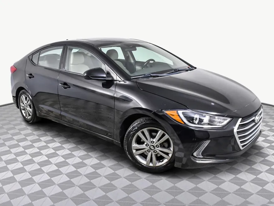2017 Hyundai Elantra Value Edition photo 1