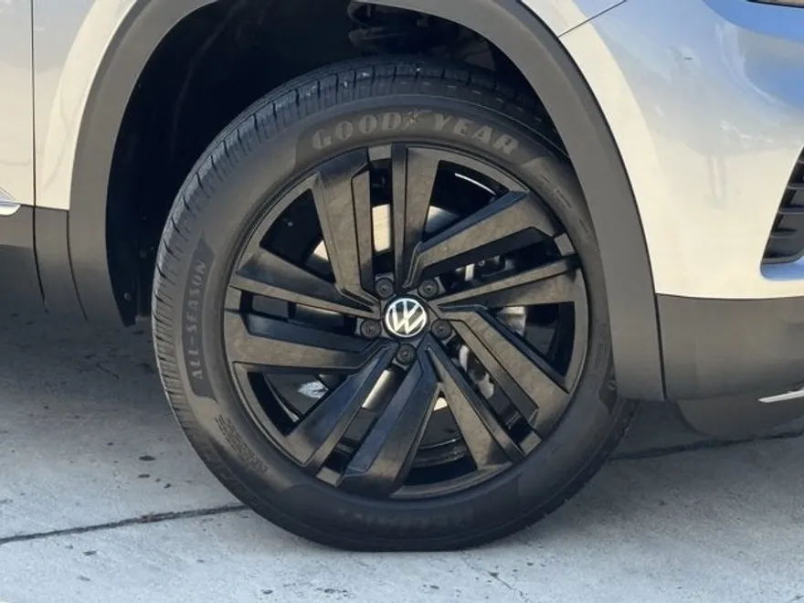 2021 Volkswagen Atlas V6 SEL photo 1
