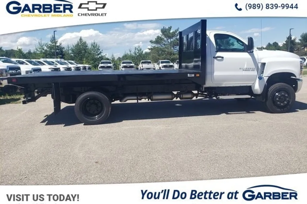 2024 Chevrolet Silverado 5500HD Work Truck photo 1