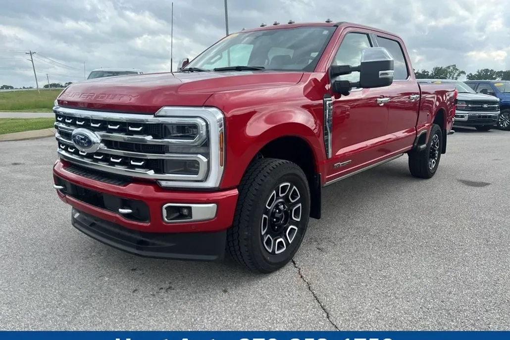 2024 Ford F-250 Platinum photo 1