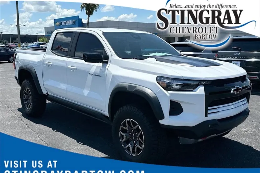 2023 Chevrolet Colorado ZR2 photo 1