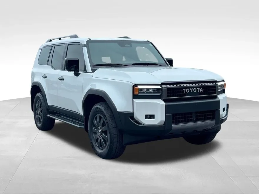 2025 Toyota Land Cruiser Base photo 1