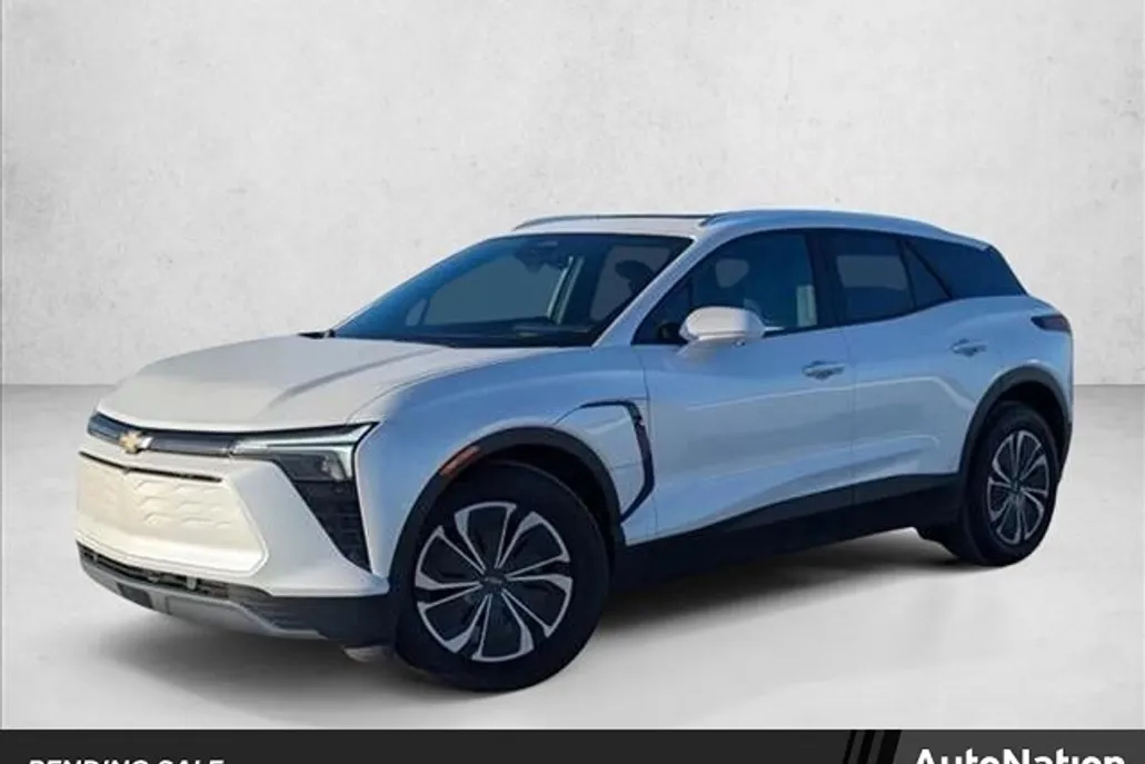2024 Chevrolet Blazer EV photo 1