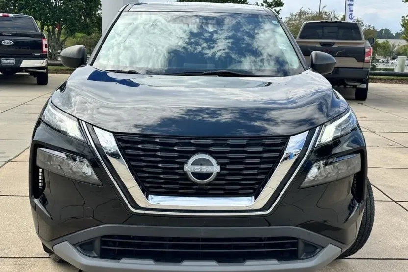 2023 Nissan Rogue S photo 1