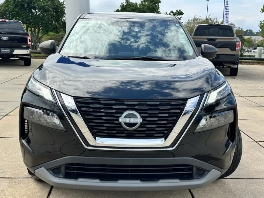 2023 Nissan Rogue S photo 1