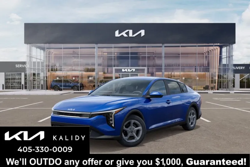 2025 Kia K4 LXS photo 1