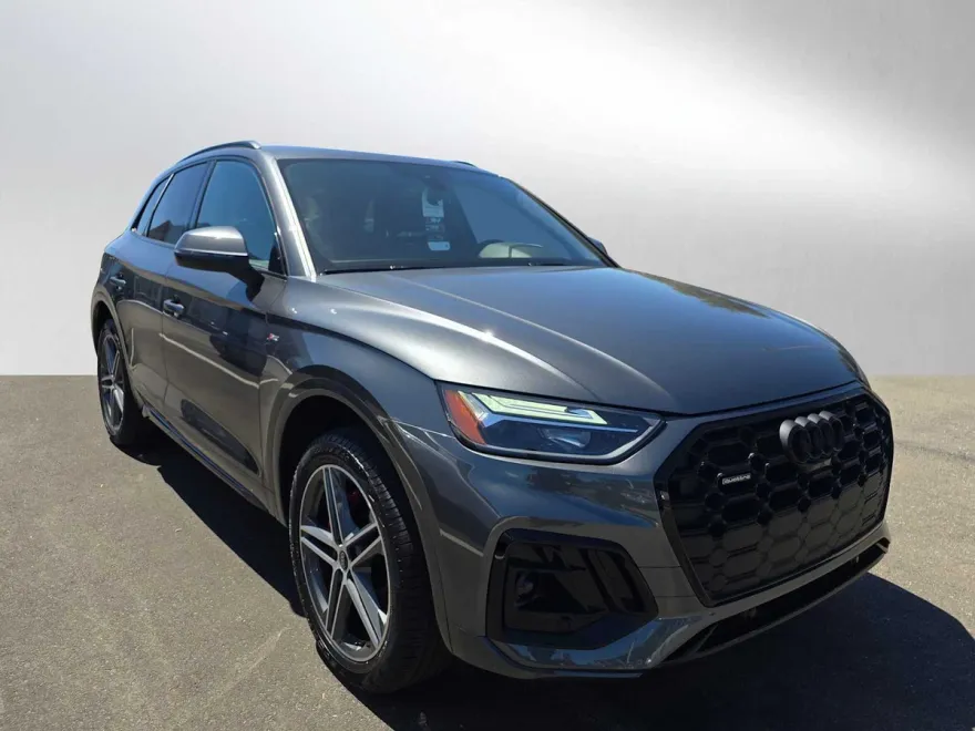 2025 Audi Q5 S line Premium Plus 55 TFSI photo 1