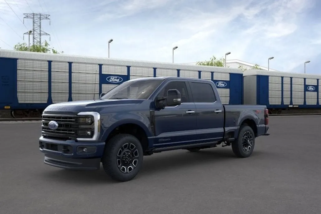 2025 Ford F-350 Platinum photo 1