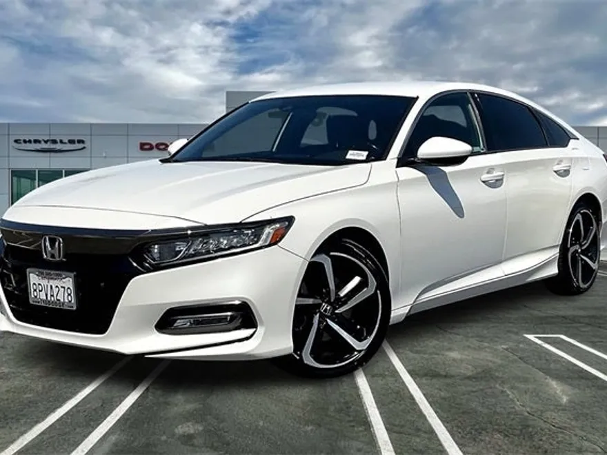 2020 Honda Accord Sport photo 1