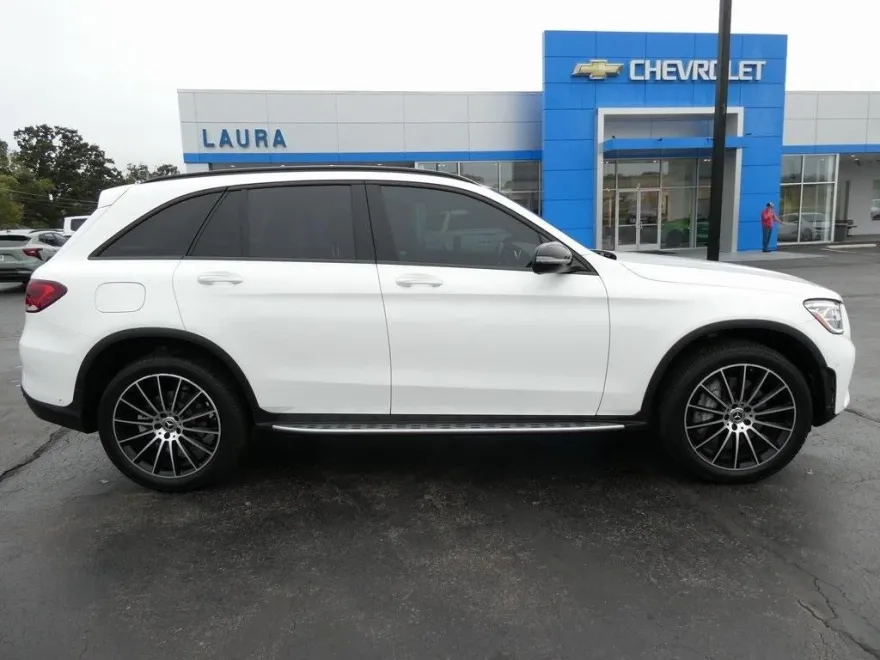 2022 Mercedes Benz GLC 300 4MATIC photo 1