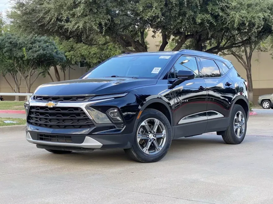 2023 Chevrolet Blazer 2LT photo 1