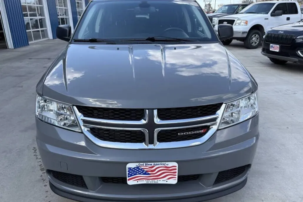 2020 Dodge Journey SE Value photo 1