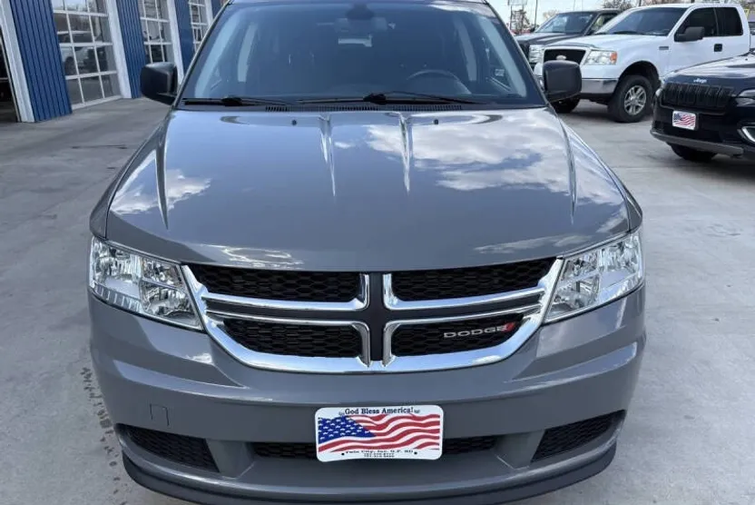 2020 Dodge Journey SE Value photo 1