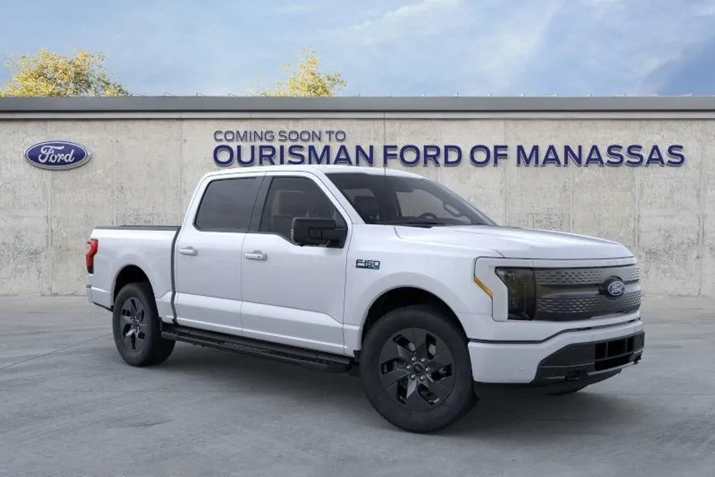 2025 Ford F-150 Lightning photo 1