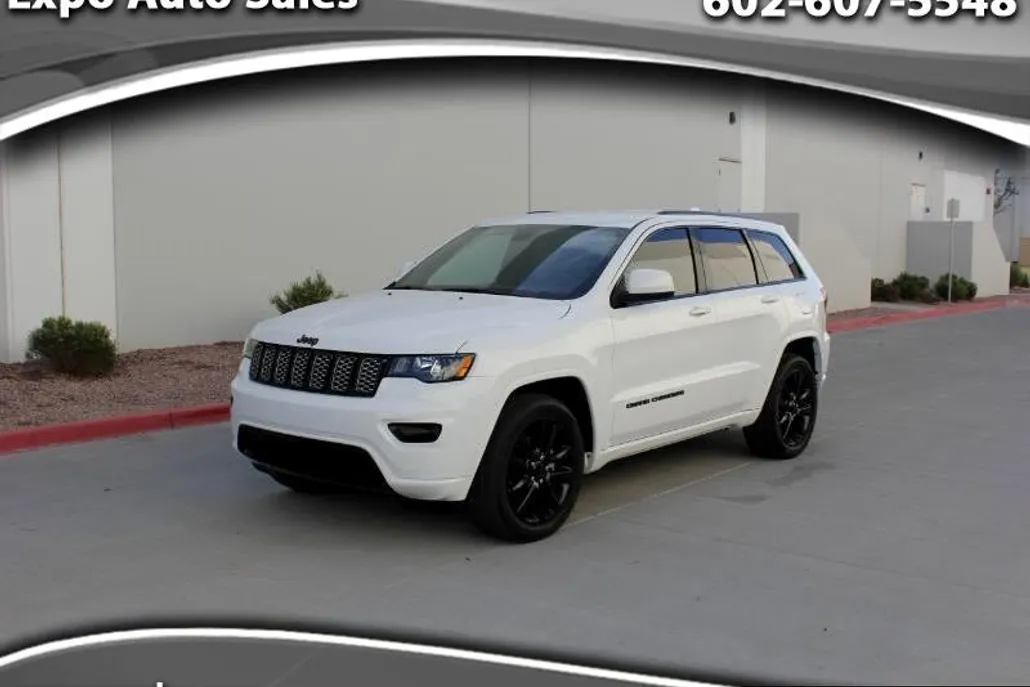 2020 Jeep Grand Cherokee Altitude photo 1