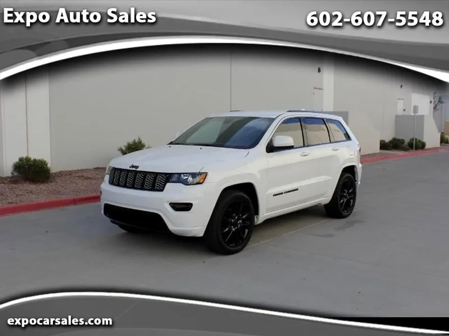 2020 Jeep Grand Cherokee Altitude photo 1