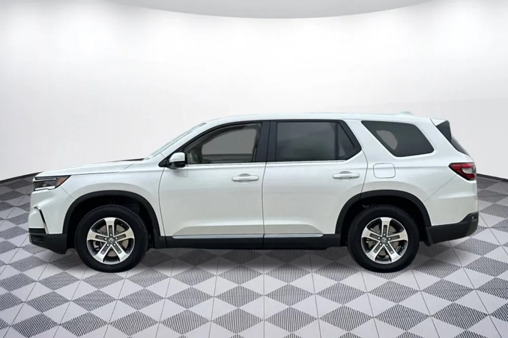 2025 Honda Pilot EX-L photo 1