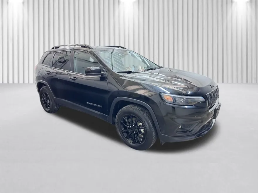 2023 Jeep Cherokee Altitude photo 1