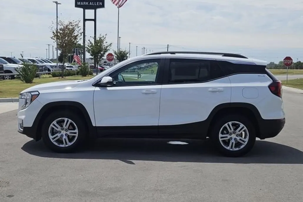 2023 Gmc Terrain SLE photo 1