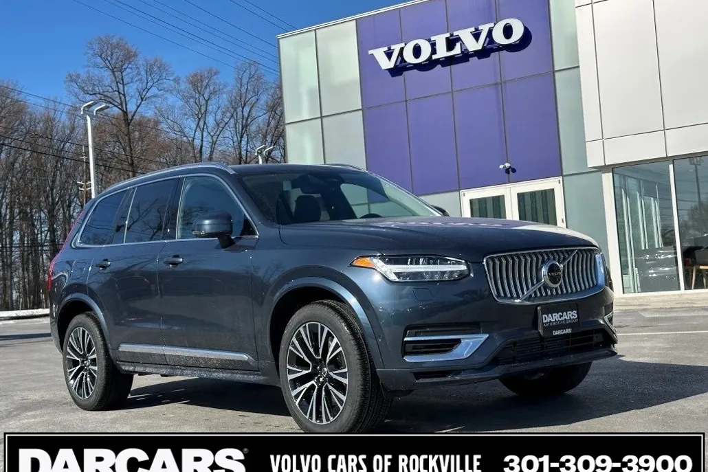 2025 Volvo XC90 T8 Plus photo 1