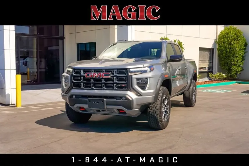 2023 Gmc Canyon AT4 photo 1