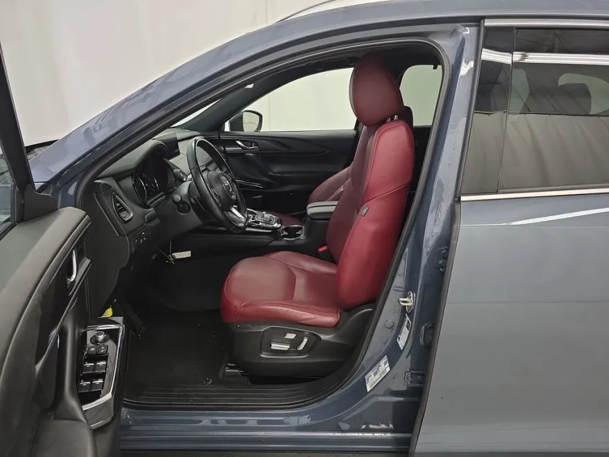 2023 Mazda CX-9 Carbon photo 1