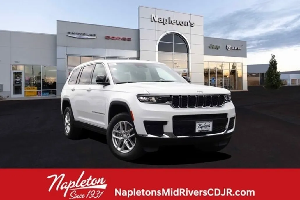 2025 Jeep Grand Cherokee Laredo photo 1