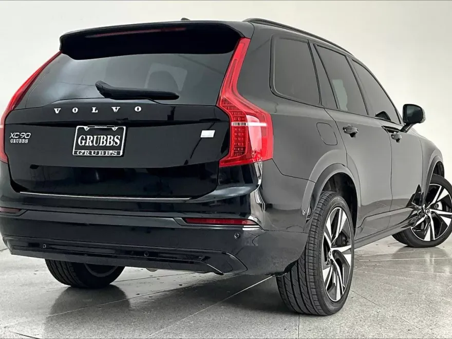 2023 Volvo XC90 Recharge Plus photo 1