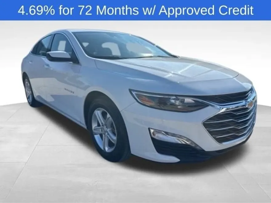 2024 Chevrolet Malibu 1LT photo 1