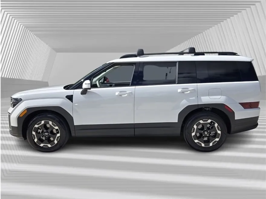 2025 Hyundai Santa Fe SEL photo 1