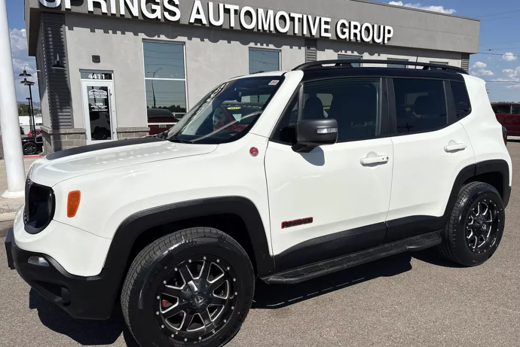 2019 Jeep Renegade Trailhawk photo 1