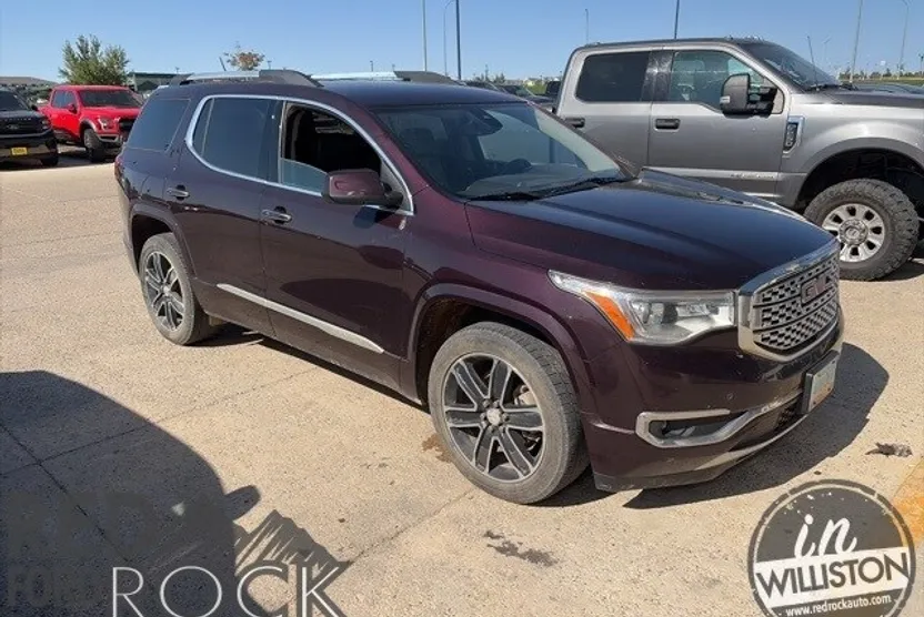 2017 Gmc Acadia Denali photo 1