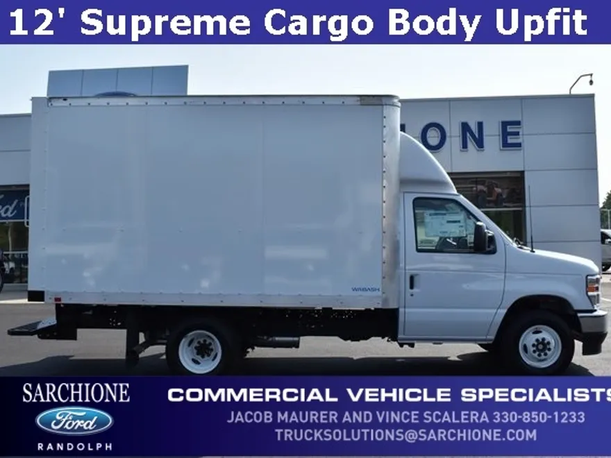 2025 Ford E-350 photo 1
