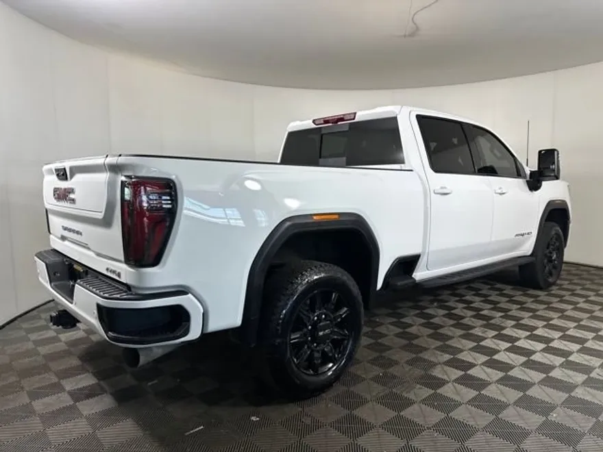 2025 Gmc Sierra 3500 HD AT4 photo 1