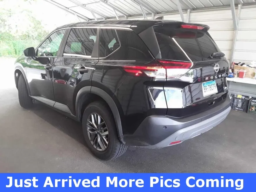 2023 Nissan Rogue S photo 1