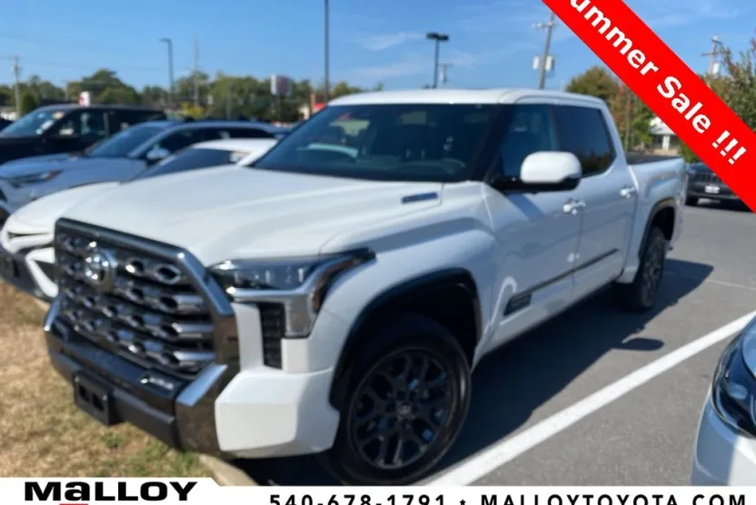 2025 Toyota Tundra Platinum CrewMax photo 1