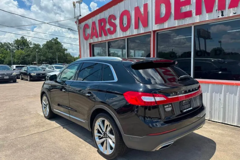 2017 Lincoln MKX Reserve photo 1
